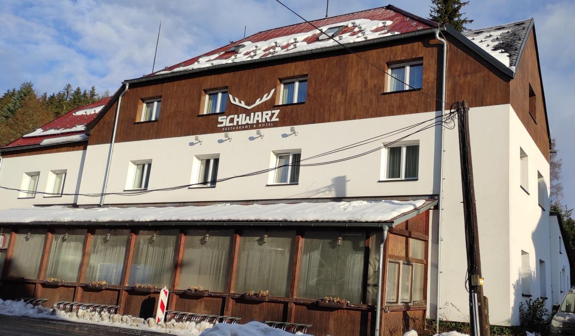 Hotel Schwarz Nové Hamry Esterno foto