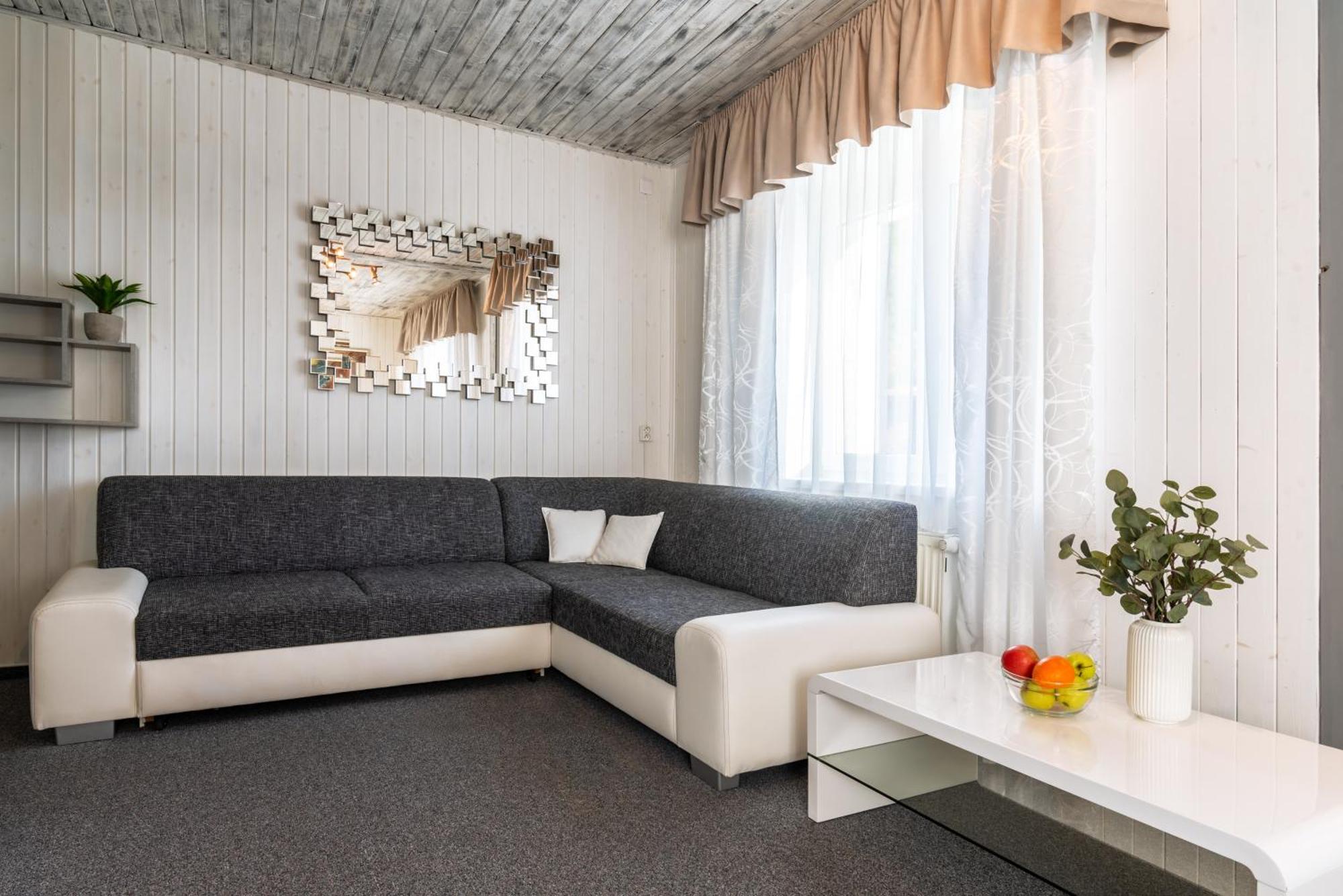 Hotel Schwarz Nové Hamry Esterno foto