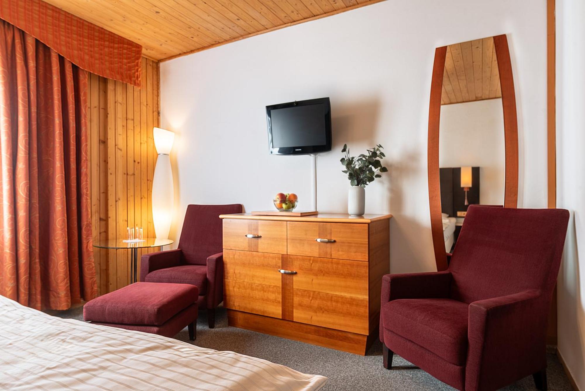 Hotel Schwarz Nové Hamry Esterno foto